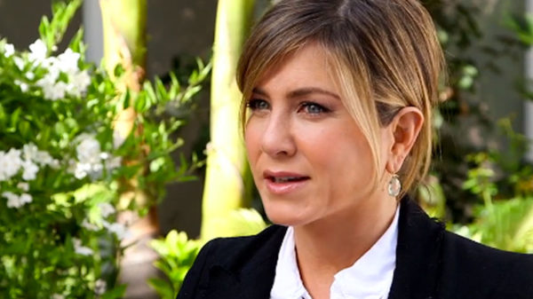 Photo Jennifer Aniston interview People sur beauté et Méditation Transcendantale