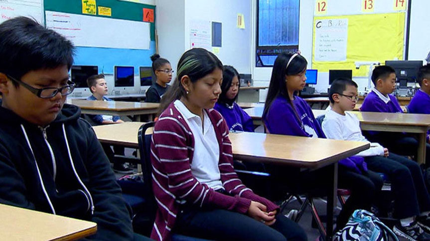 Photo collégiens Méditation Transcendantale dans les écoles de San Francisco